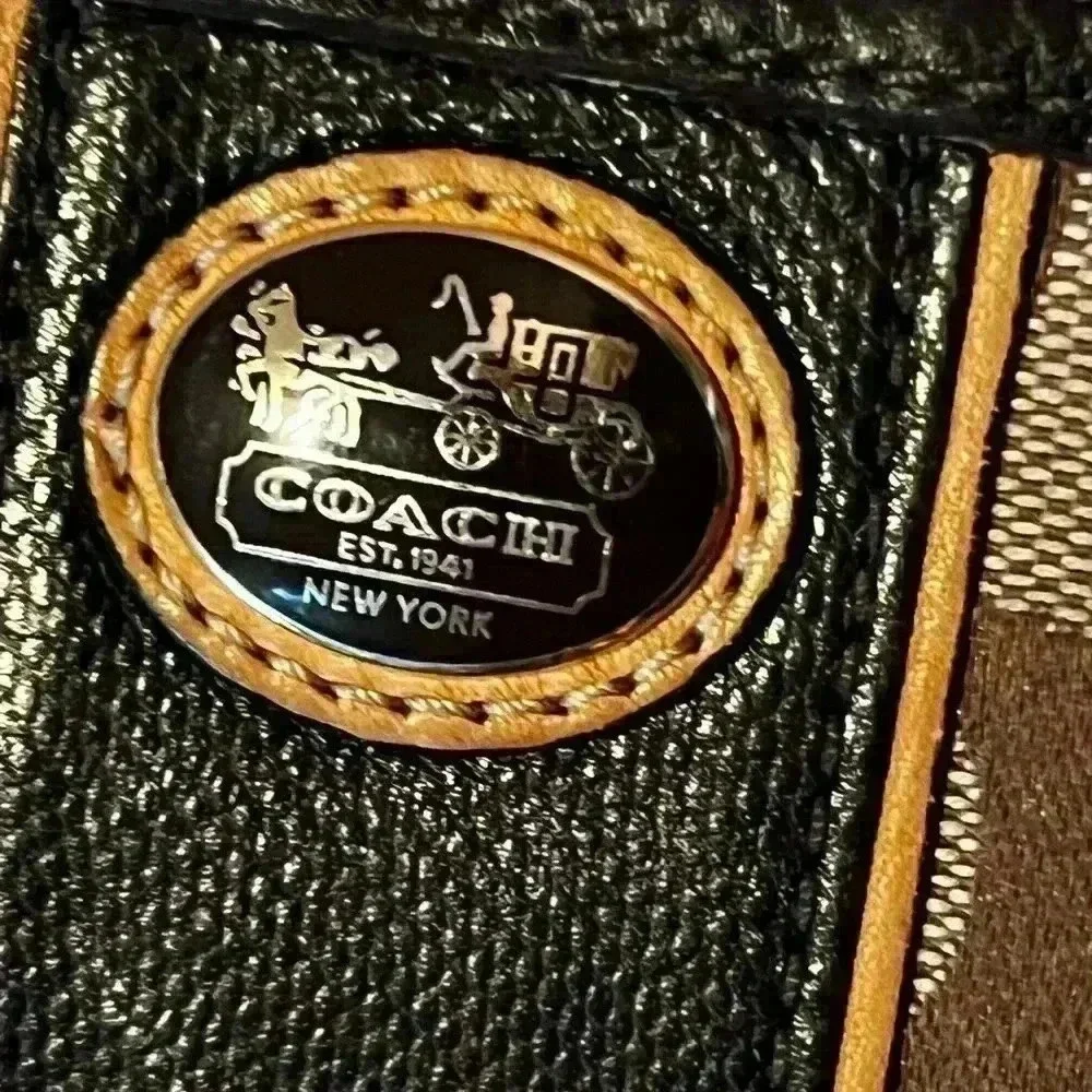 Coach Signature Zippy Wristlet Large Canvas Wallet Clutch Brown/Beige Lizard